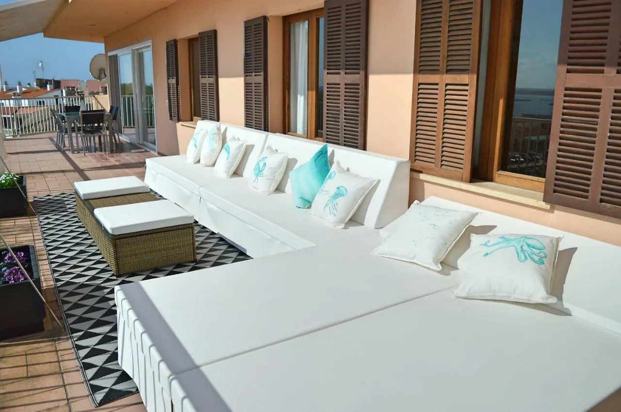 White - Enjoytheseaincolonia We Rent Only From Sat To Sat Appartement Colonia de Sant Jordi Spanje