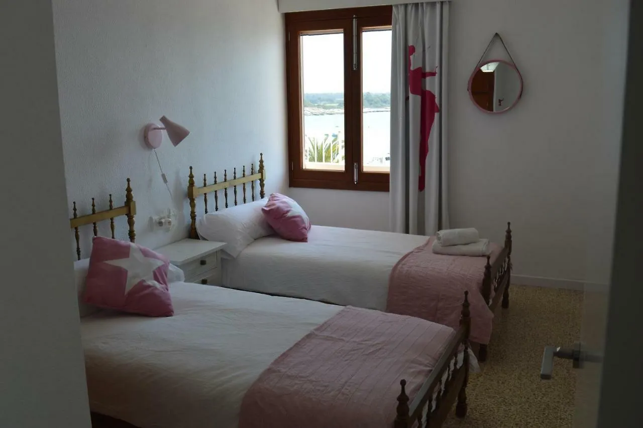 White - Enjoytheseaincolonia We Rent Only From Sat To Sat Appartement Colonia de Sant Jordi Spanje